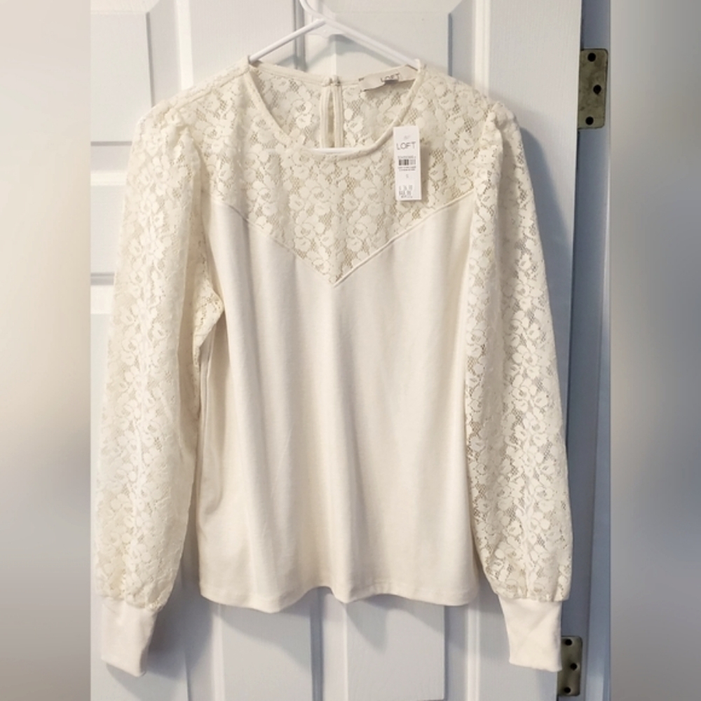 Size S LOFT Ivory Lace Bodice/Sleeves Long Sleeve Top